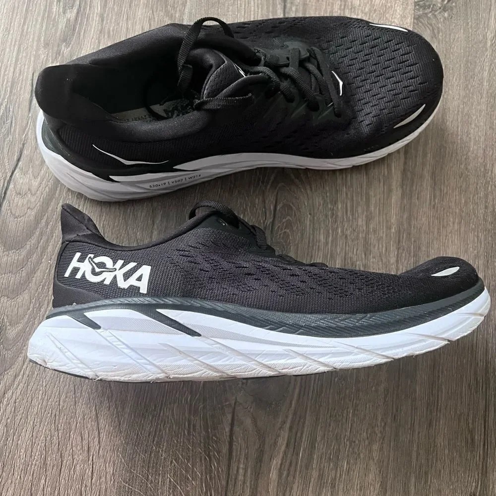 Hoka One One Clifton 8 Black White Women Shoes size 9.5D